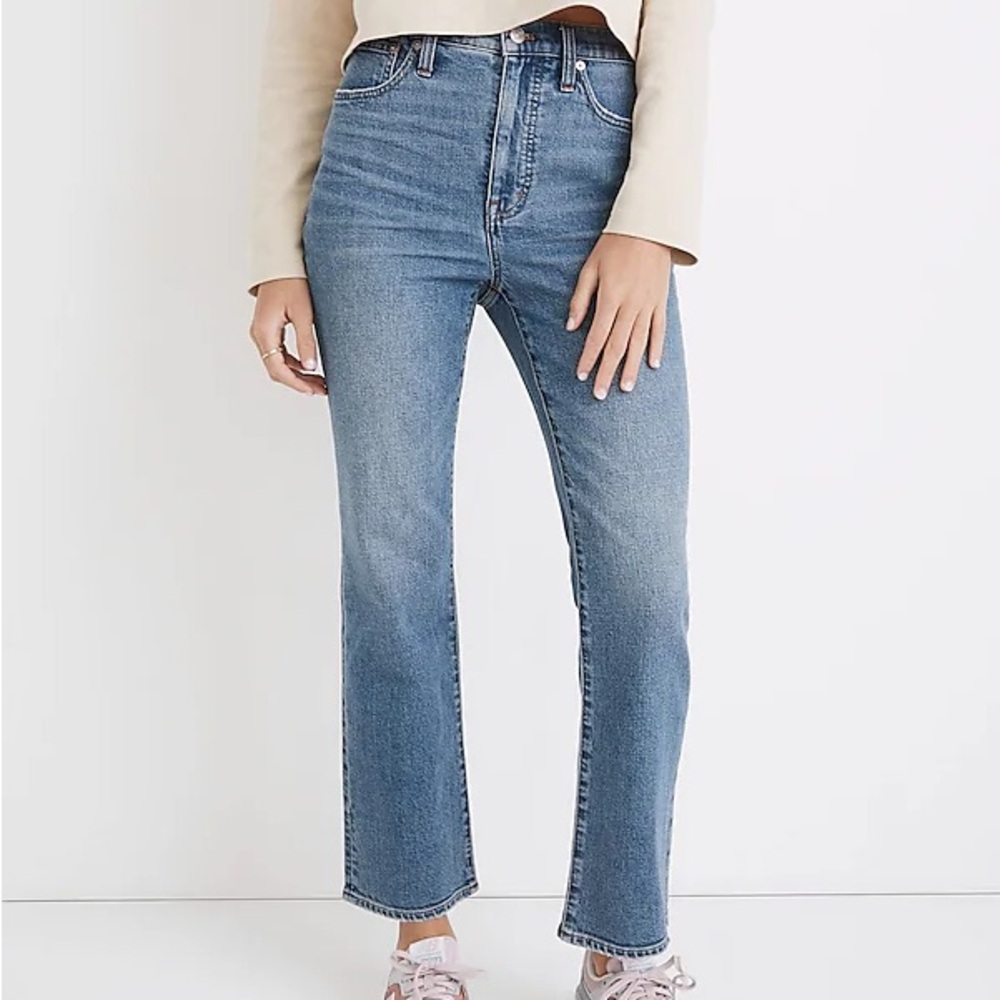 New! Slim Demi-Boot Jeans in Enright Wash - Size 26 - New with Tag